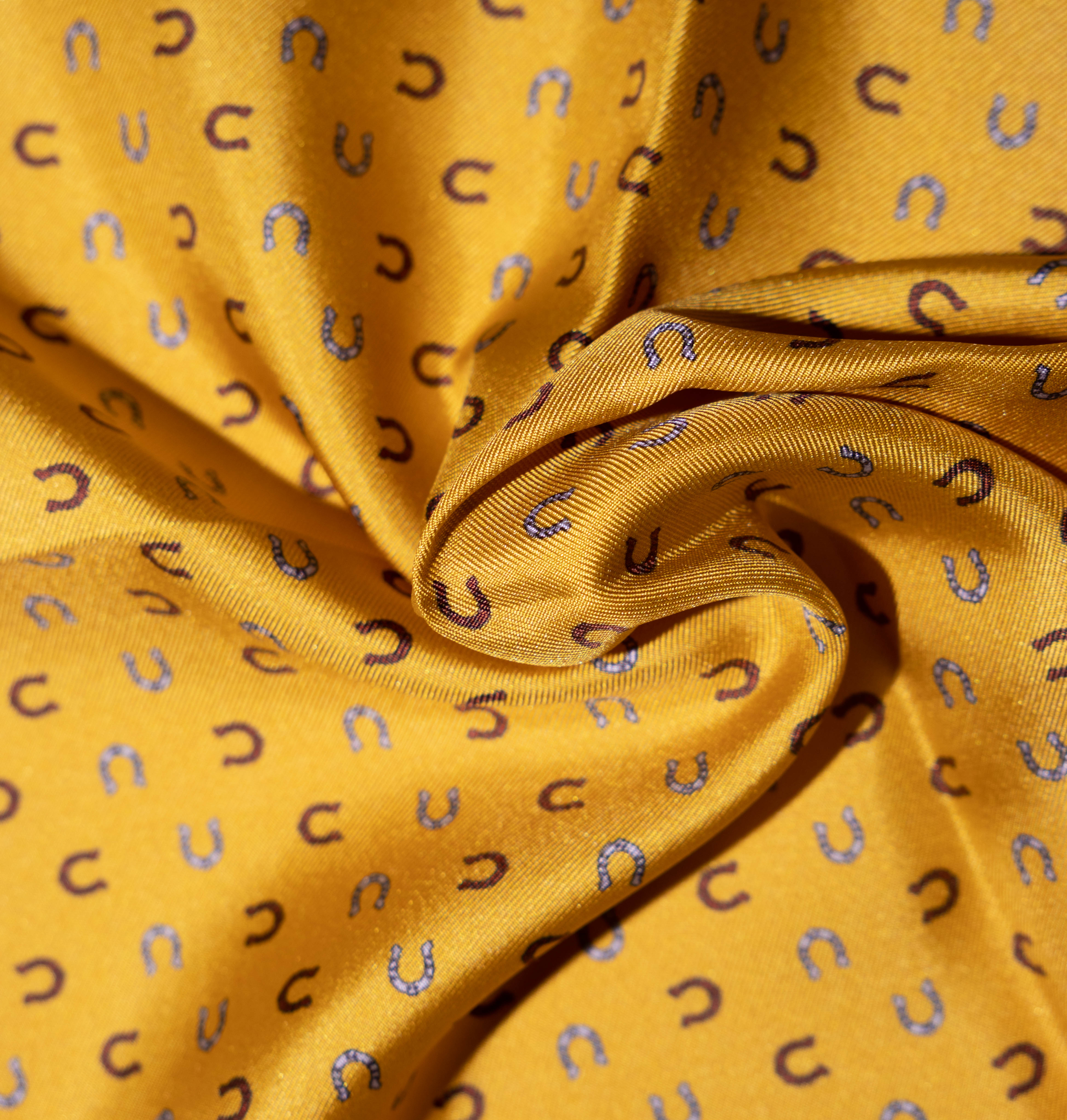 Pocket square seta ferro di cavallo gold Fefè