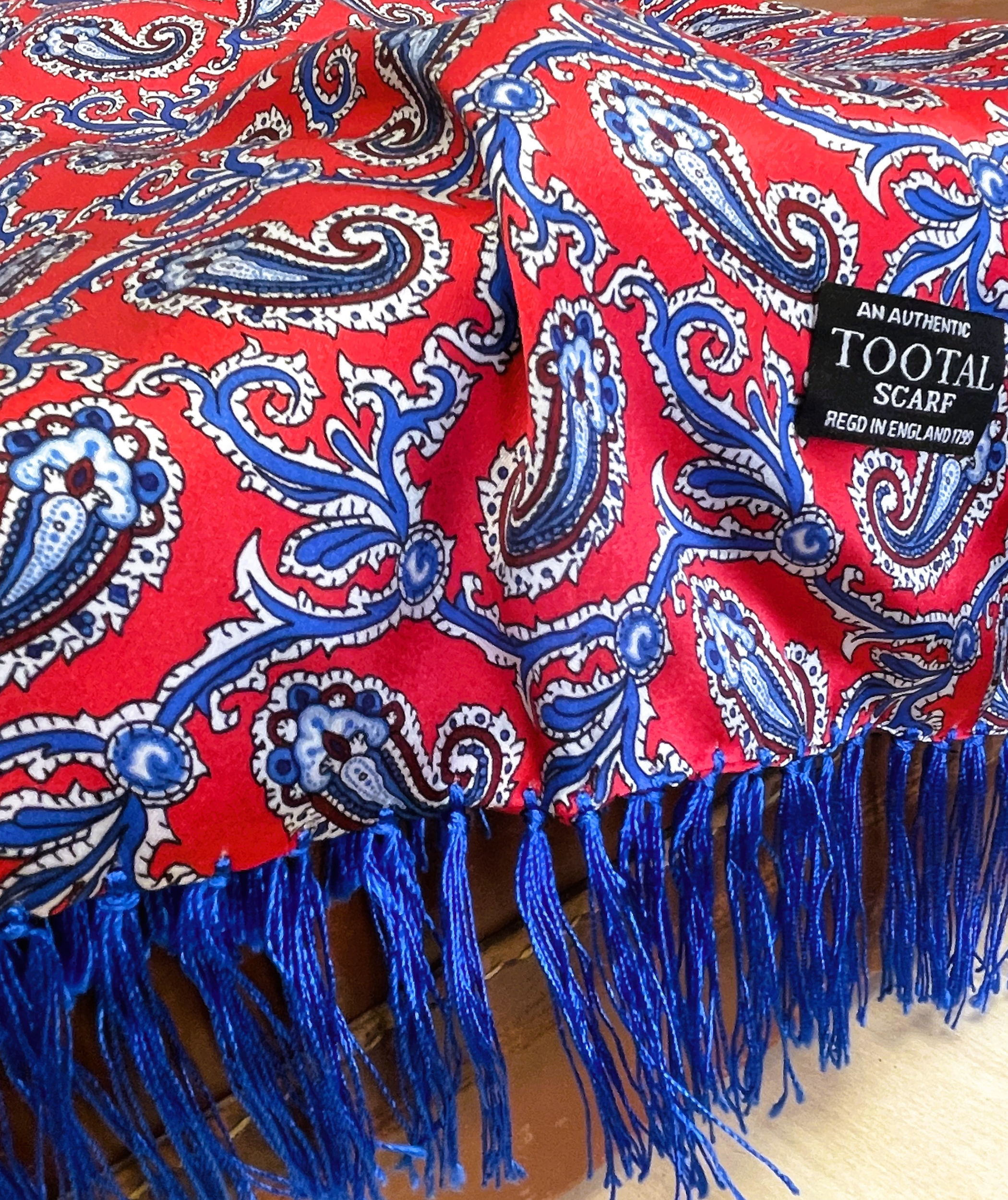 Sciarpa seta paisley rossa blu royal Tootal