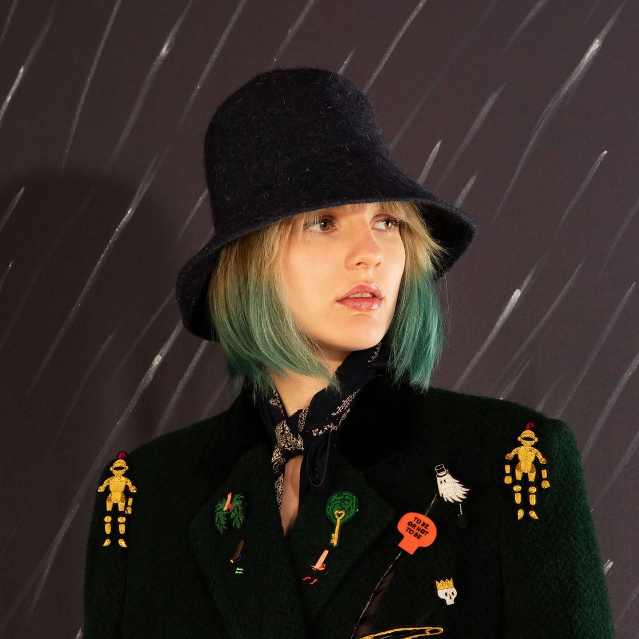 Spilla hamlet Macon & Lesquoy