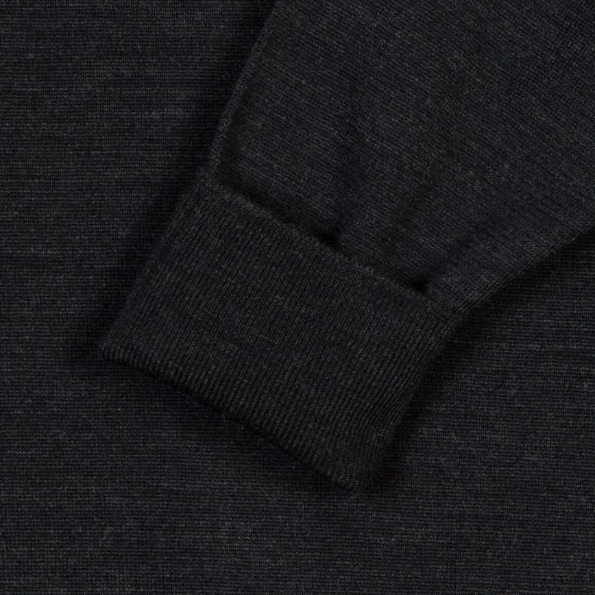 Girocollo Bobby a V extra fine merino wool hepburn smoke John Smedley